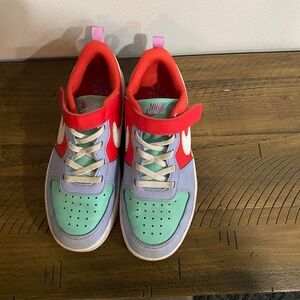 Girls Nike sneakers